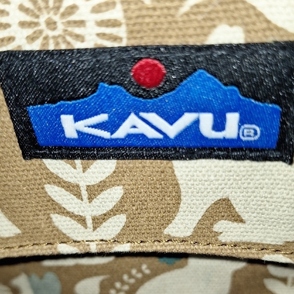 Kavu Tan and Cream Patterned Bag - Picture 2 of 14